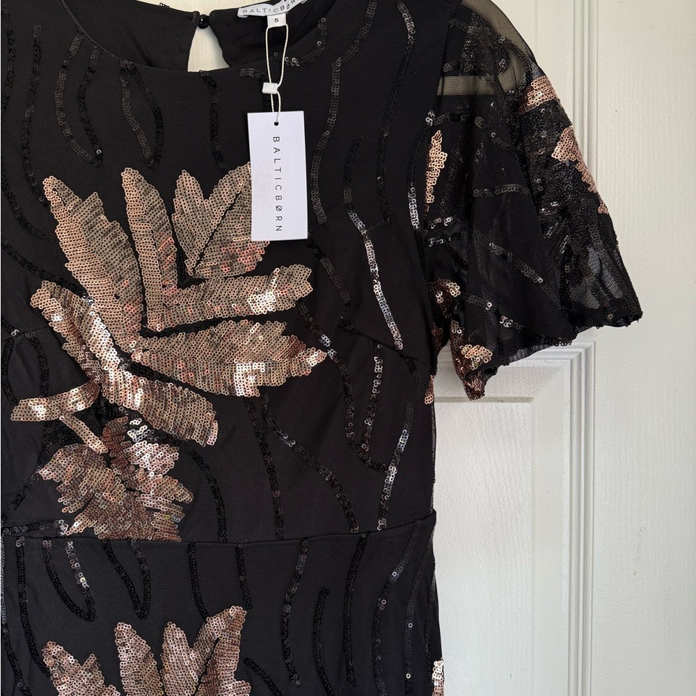 Baltic Born Muse Sequin Maxi Dress Black Rose Gold Flutter Sleeve Size 4 - Picture 3 of 11
